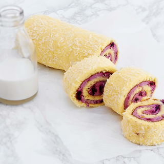 Mustikka-kookoskääretorttu