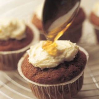 Hunajaiset taatelimuffinit