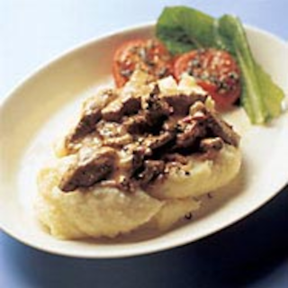 Mausteinen lihapata 1