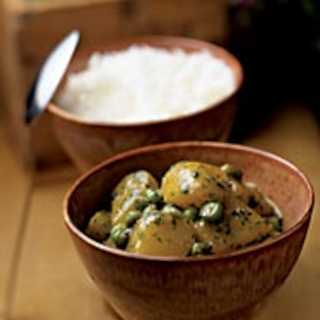 Vihreä perunacurry