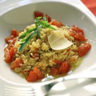 Cajun-maustettu tomaattirisotto
