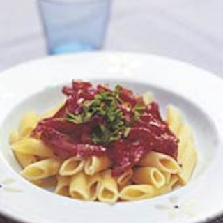 Punajuuripasta
