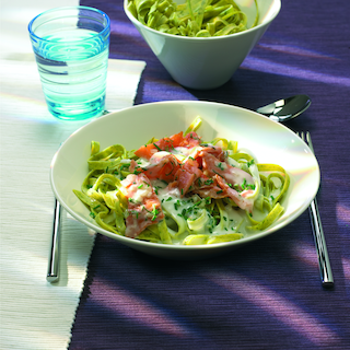 Kylmäsavulohipasta