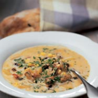 Kesämökin clam chowder eli simpukkakeitto