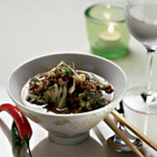 Vietnamilainen Pho-keitto