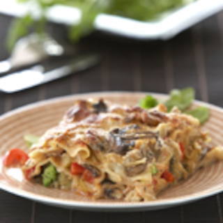 Sieni-kasvislasagne