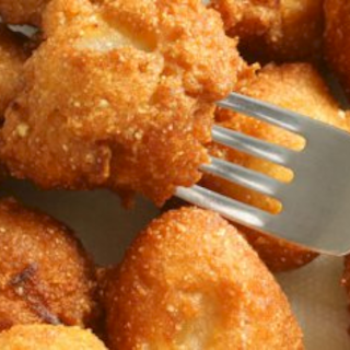 Hush Puppies maissikakut